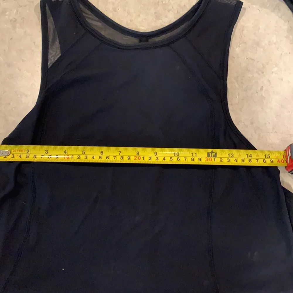 Lululemon black muscle tank. Very breathable, size 6. - Image 5