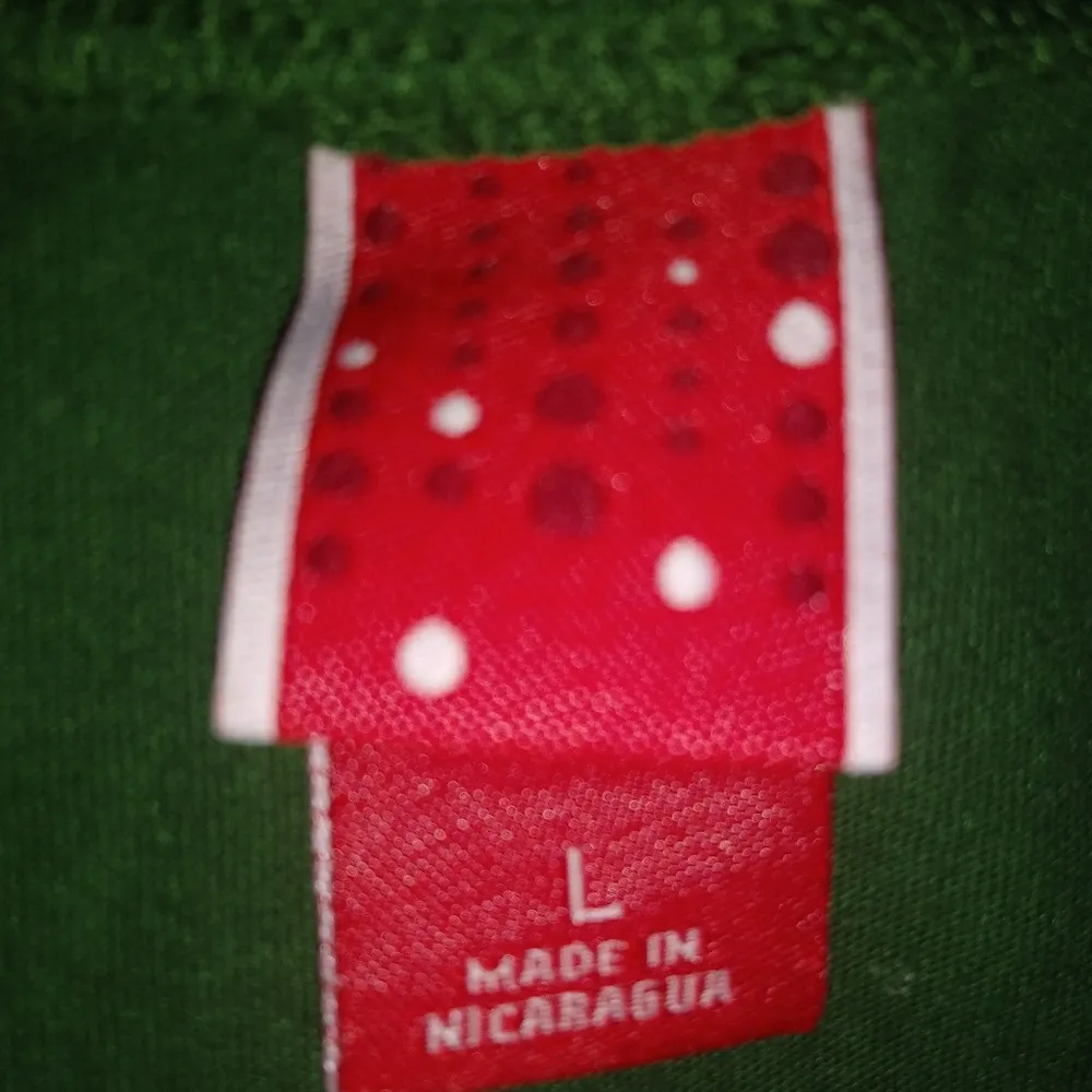 JC Penneys L Iconic Deer Christmas Top in Shiny Gold on Green Size L - Image 3