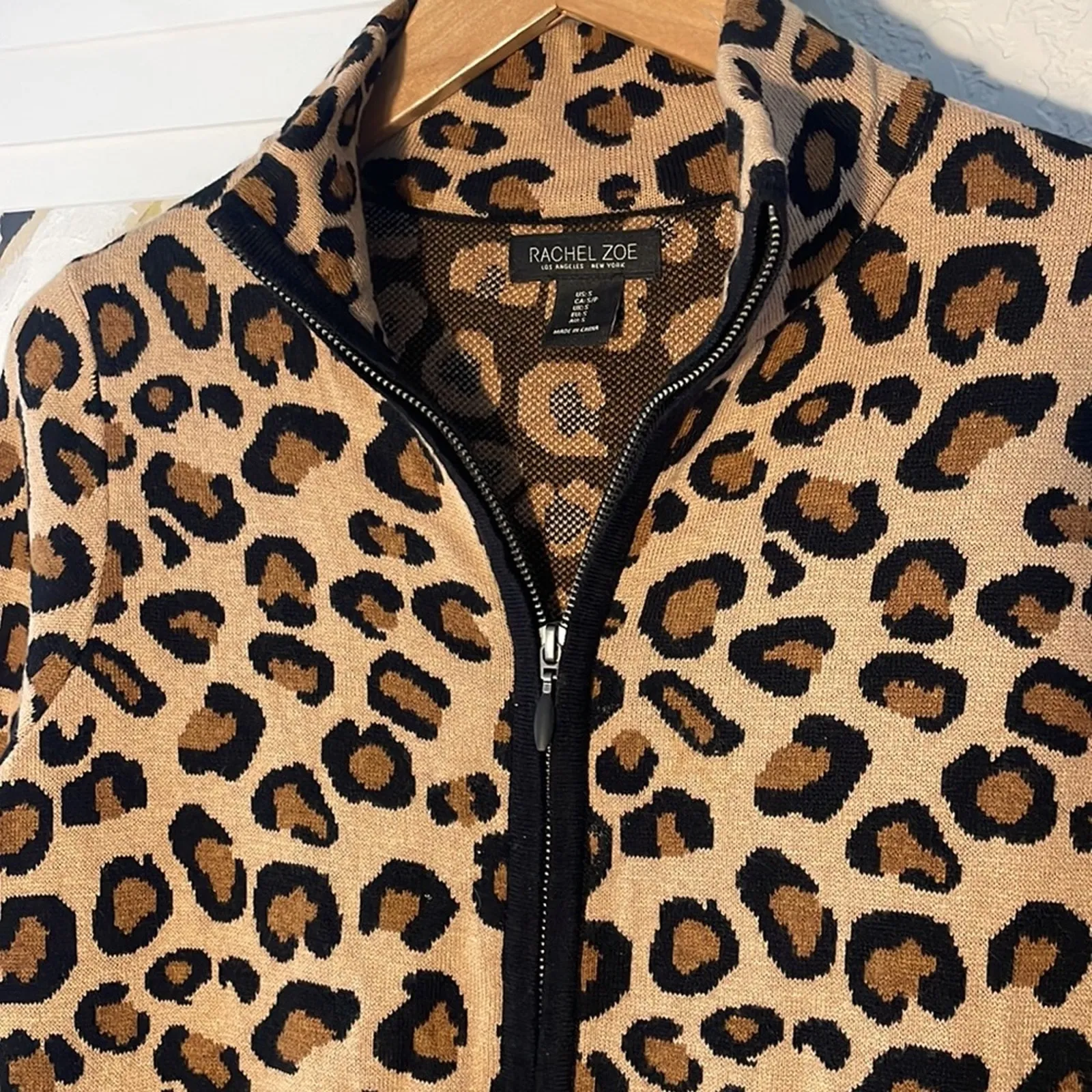 Rachel Zoe Cheetah Full Zip Cardigan Sweater Animal Print Cozy Pockets Brown - Image 2
