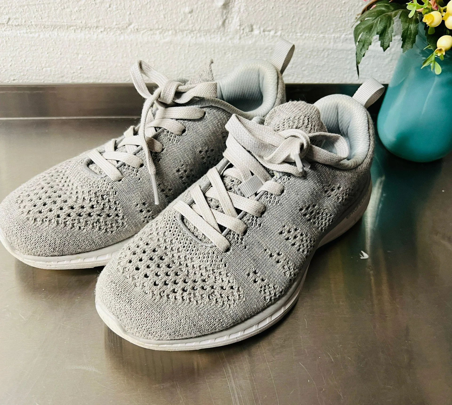 Grey Running Shoes - Image 2
