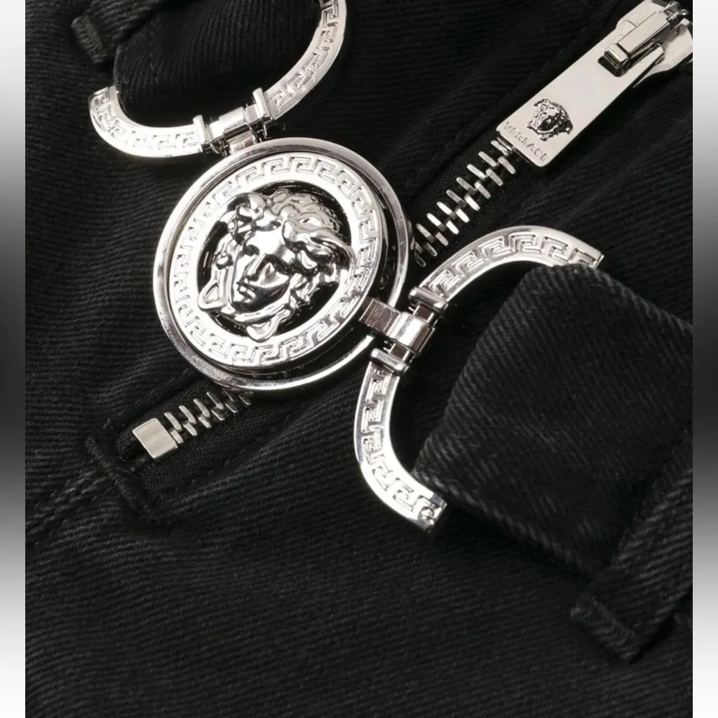 Versace Medusa Belted Low Rise Flare Jeans Faded Washed Black Size 30 NWT - Image 4