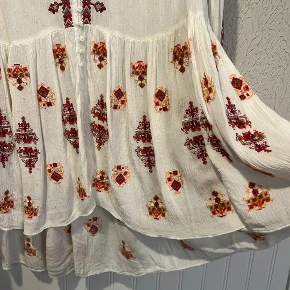 Free People Ariana White and Red embroidered tunic top size X Small - Image 8