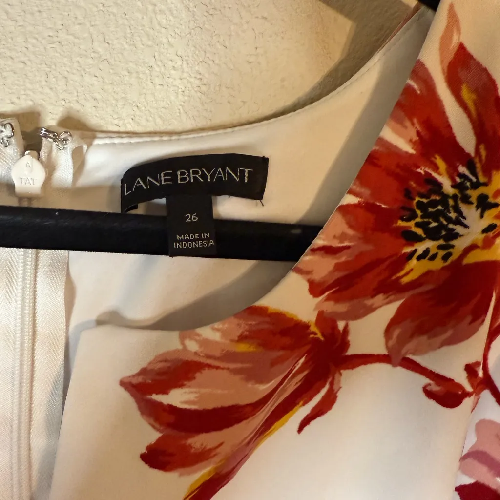 Lane Bryant Floral Midi Dress in Red and Cream - Image 2