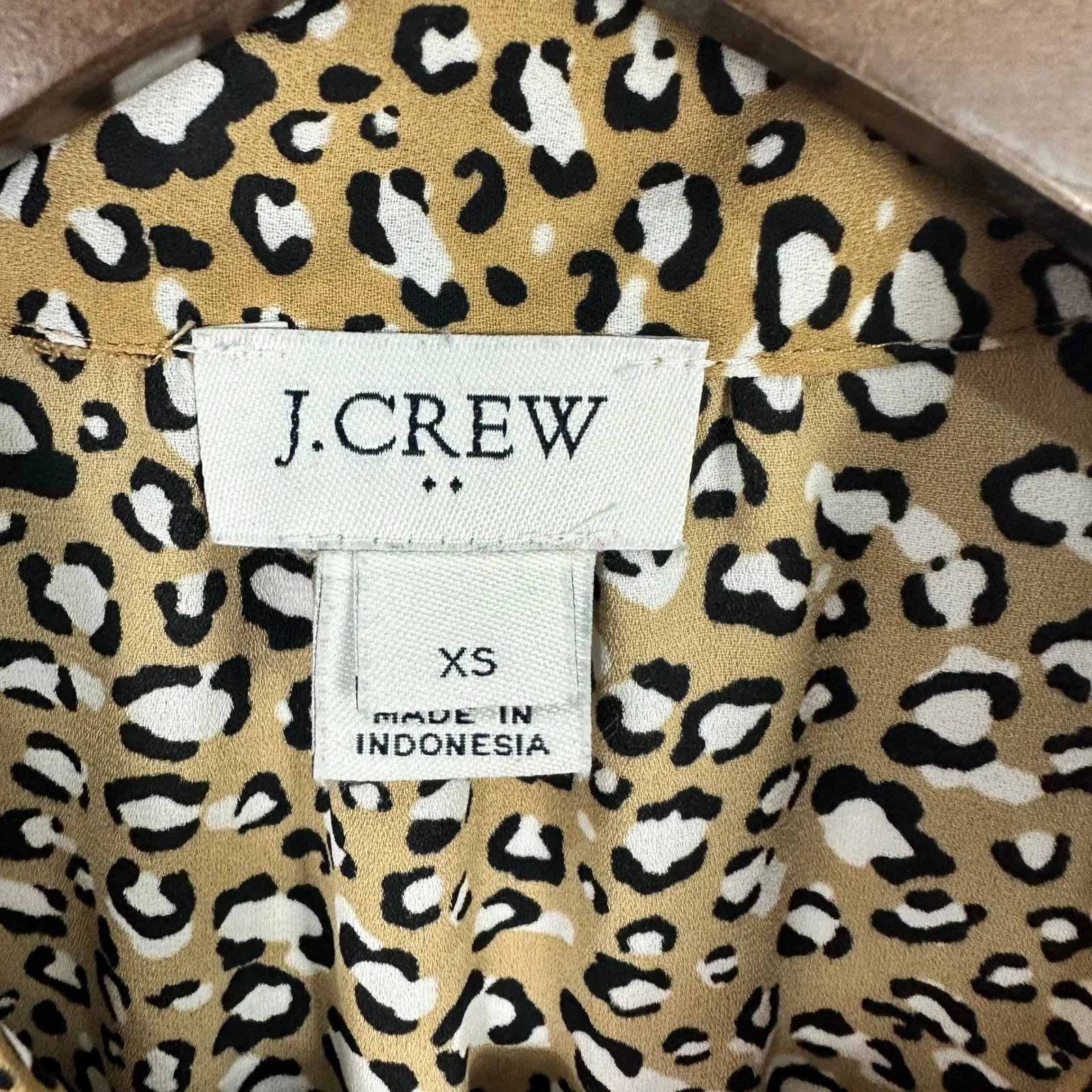 J Crew Leopard Tie Neck Blouse XS Tan Animal Print Office Chic Preppy Career - Image 2