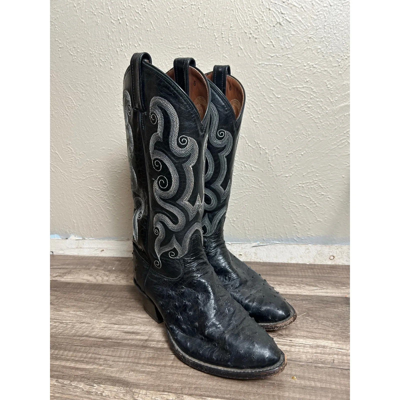 Tony Lama Boots Women's Size 6 Full Quill Ostrich Leather 13" Black Western Shoe - Image 2
