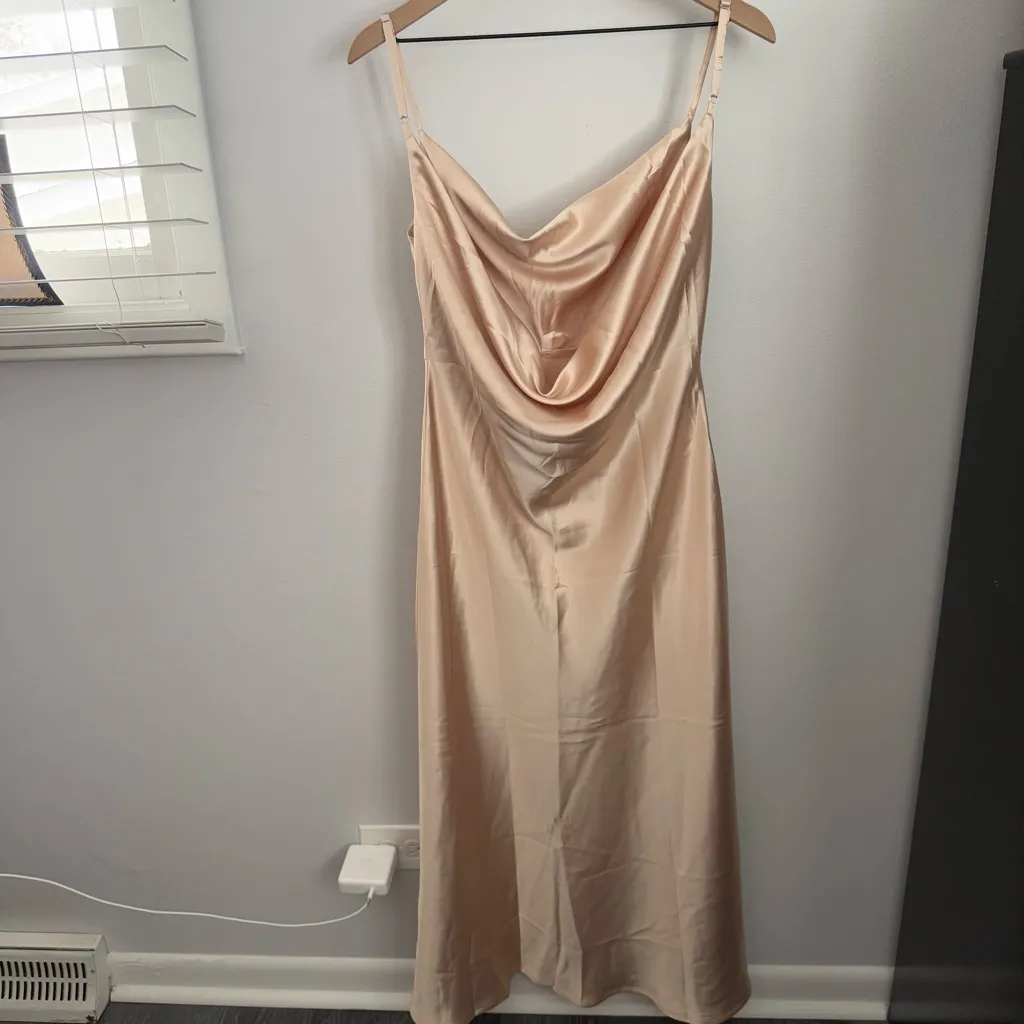 Hello Molly US 4 NEW Lavish Lowv Satin Maxi Dress Champagne NYE Holiday - Image 6