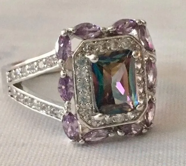 Gorgeous Ring, Size 9 Purple - Image 4