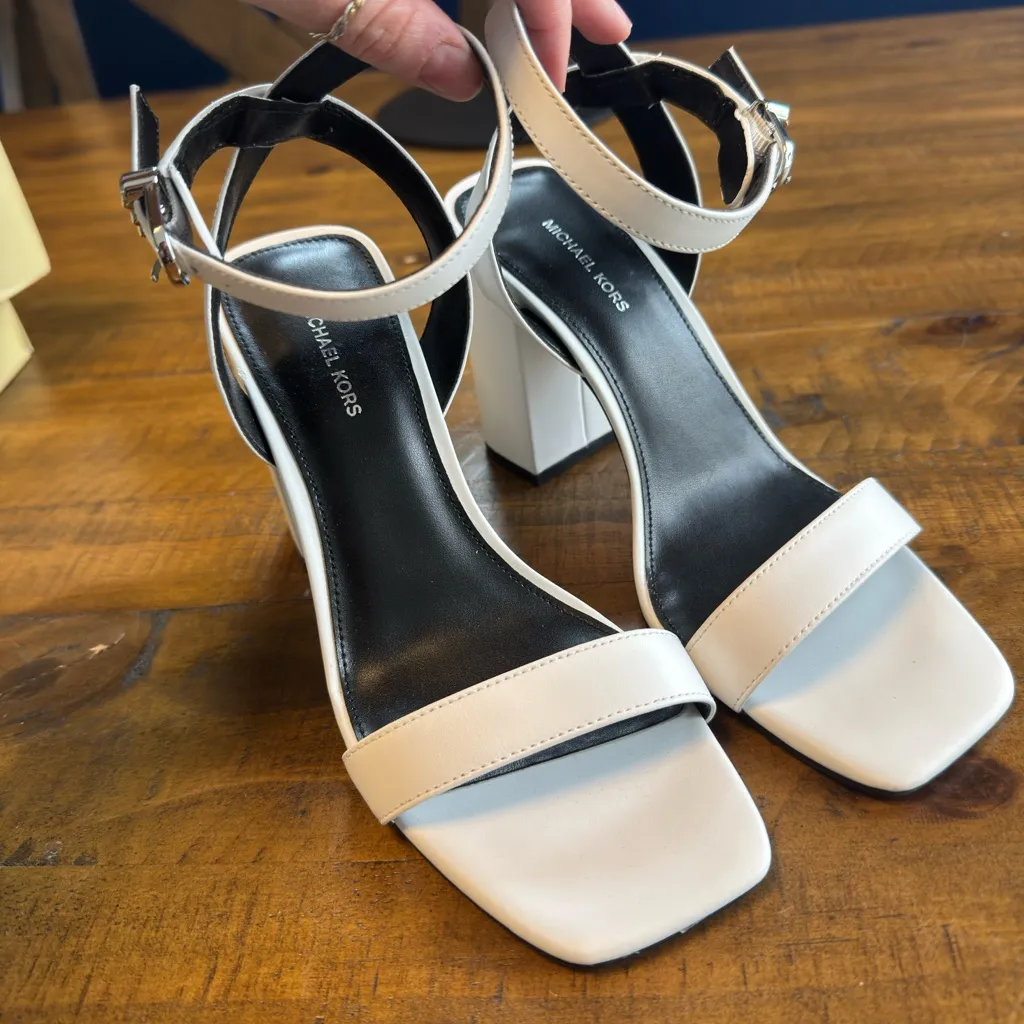 MICHAEL KORS Merriam Block Heeled Sandals - Image 7