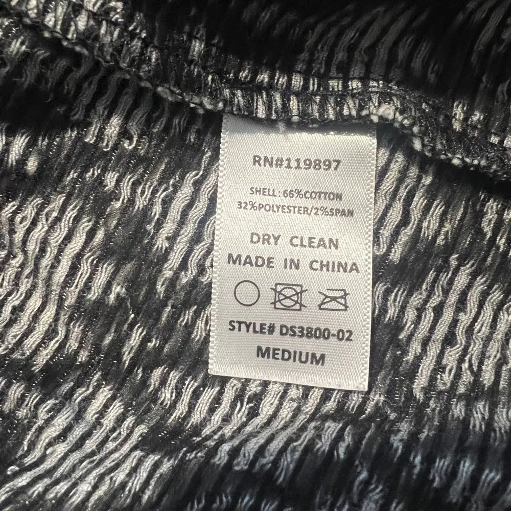 Clearance 50% off Sleeveless Dress with Pleated Skirt, Size S/M Black Size M - Image 5