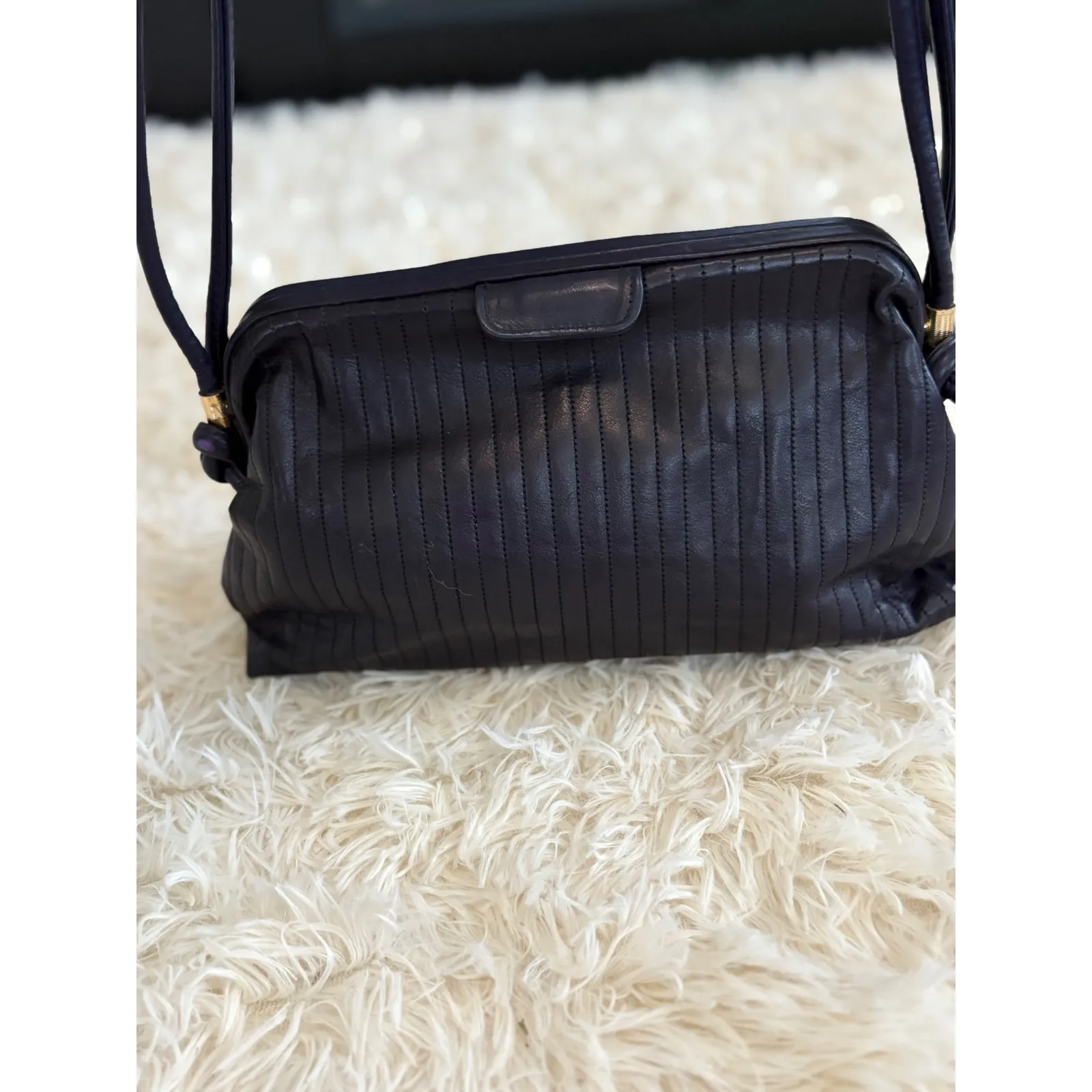 Vintage Meyers Quilted Shoulder Bag Eggplant Color Gold Accent Purse USA Made‎ Purple - Image 3