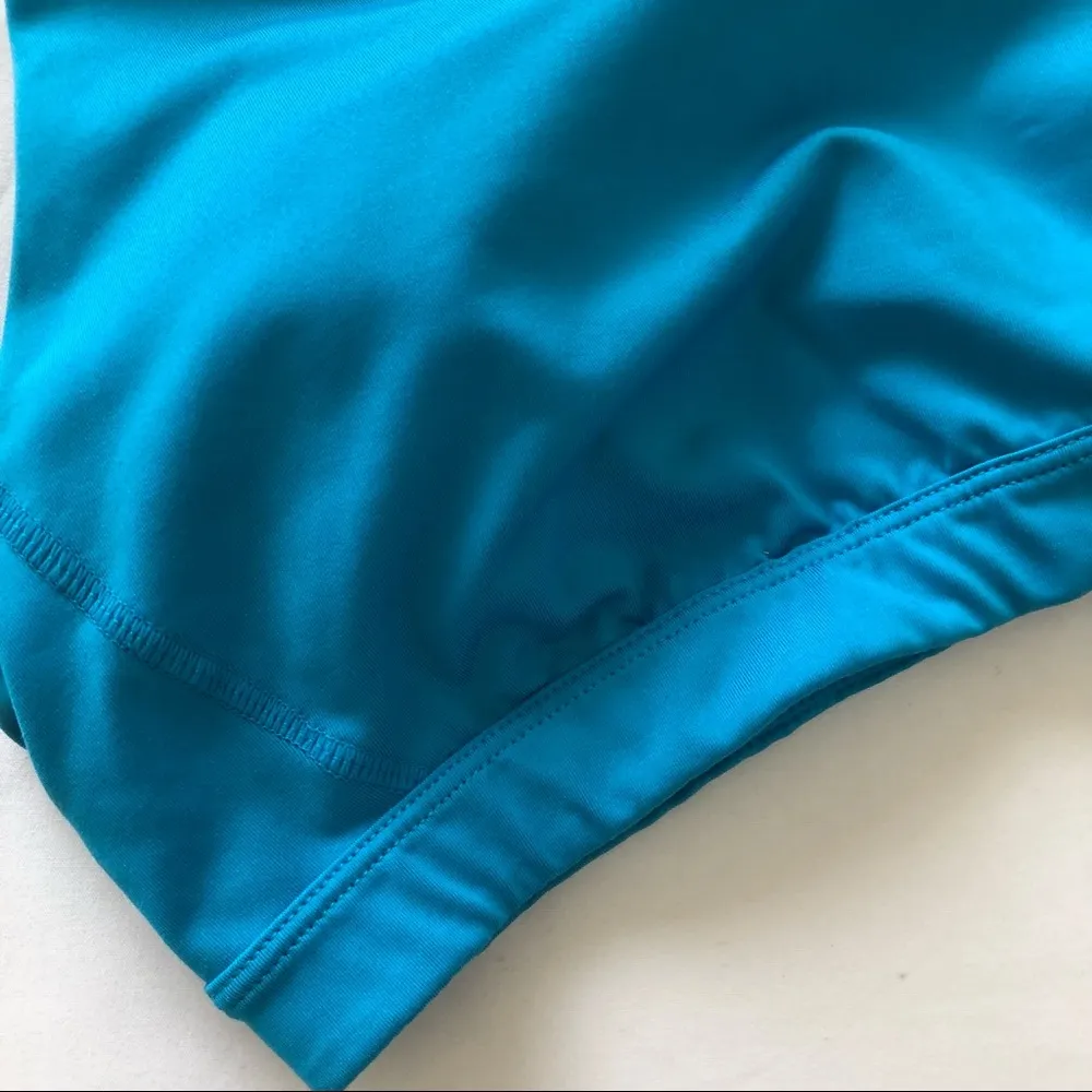 VSX SPORT Victoria’s Secret Sky Blue Strappy Racer Back Sports Bra. Size Medium - Image 6