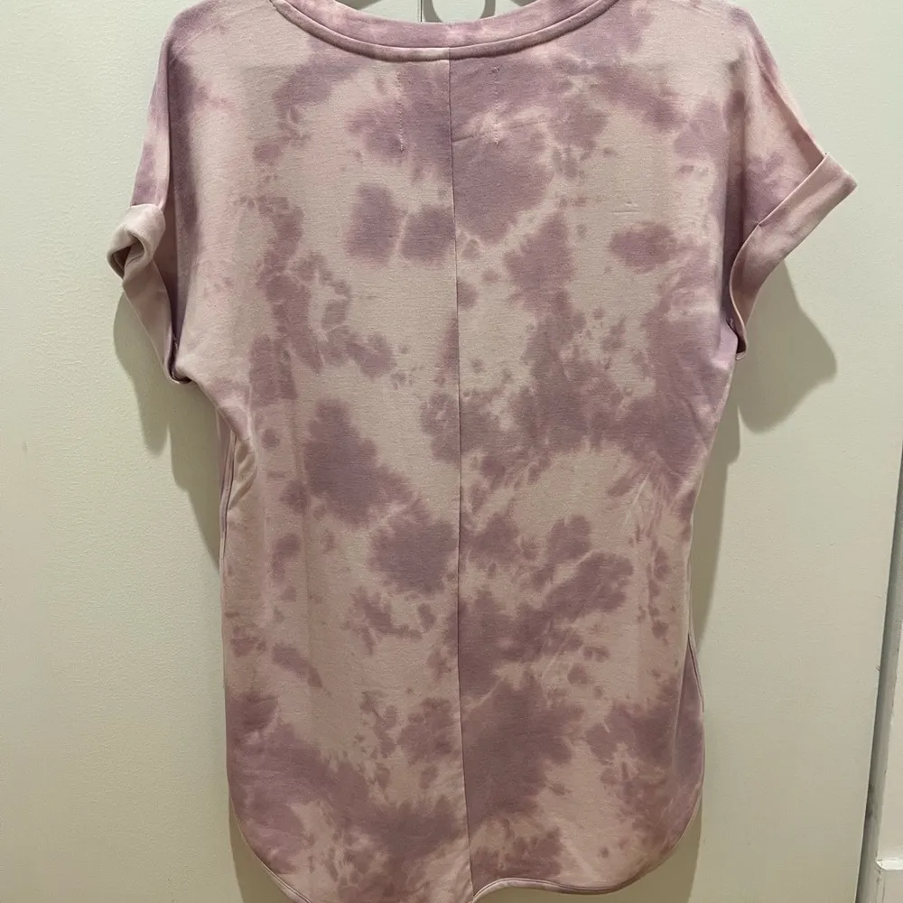 Tie-dye lavender top short sleeve women’s M - Image 9