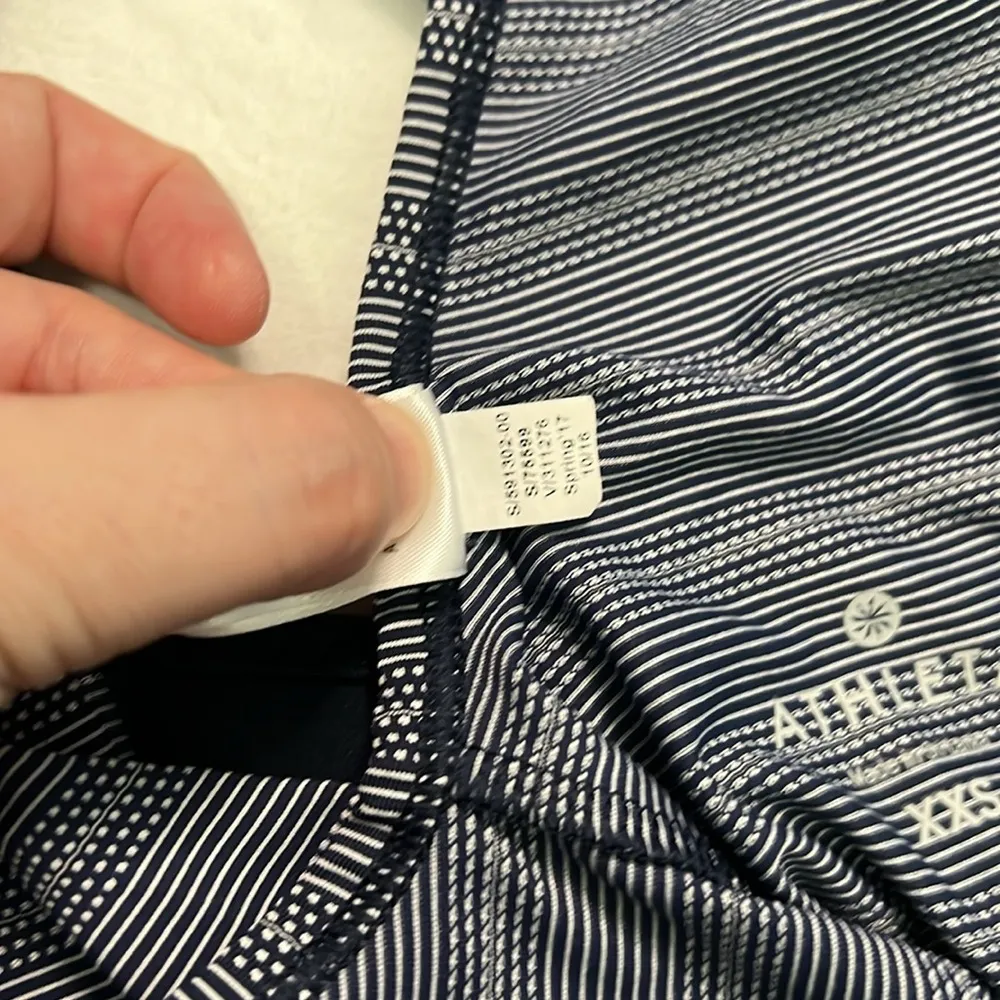 Athleta Sheer Max Out Tank Top w/Bra Size XS Blue - Image 4