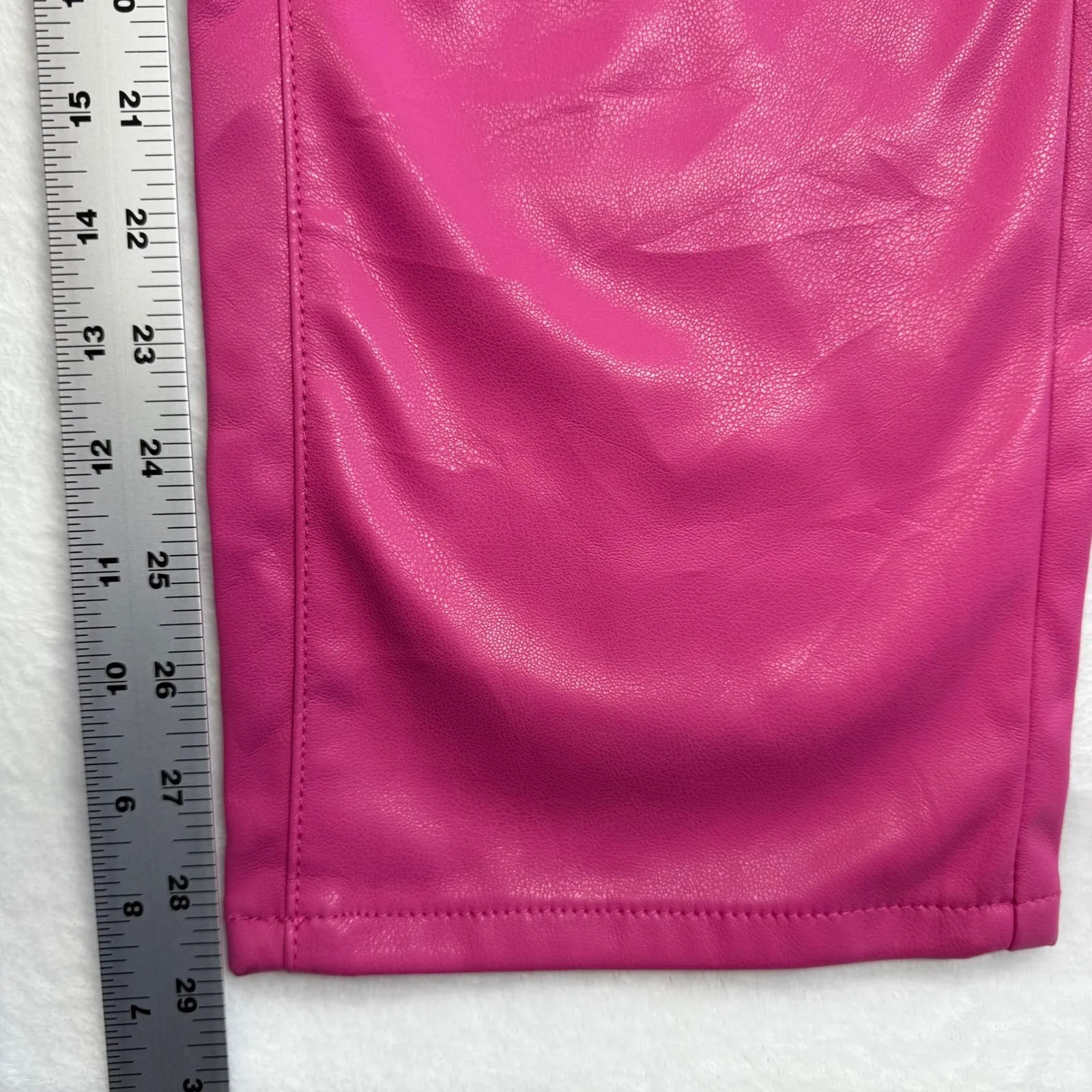 Judy Blue Faux Leather Pants Hot Pink Tummy Control Straight Leg Size 15/32 - Image 4