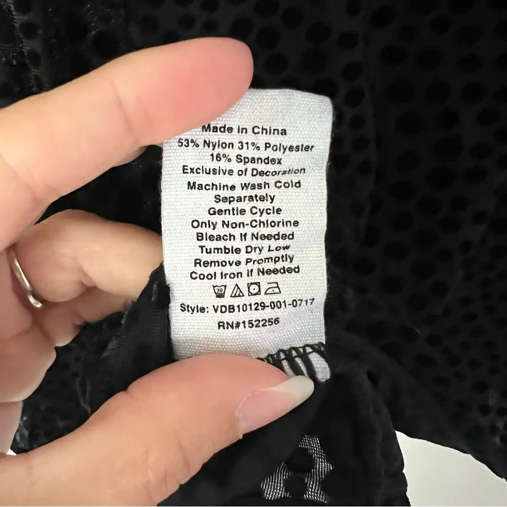 Long sleeve ruffle mock neck velvet speckle top black size Med - Image 11