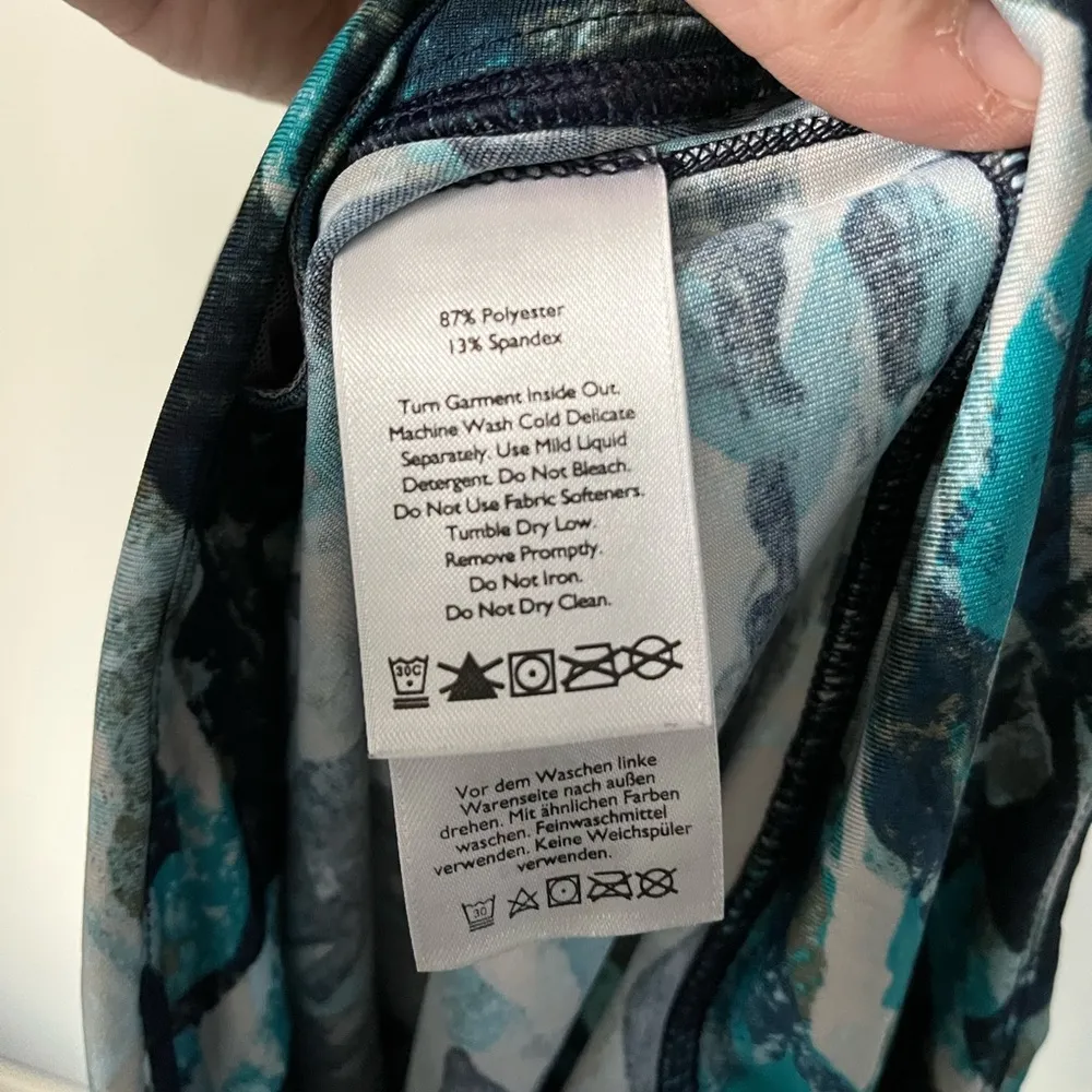 Eddie Bauer Mid Rise Crop Legging Women's Medium Pull-On Stretch Active Capri - Image 4