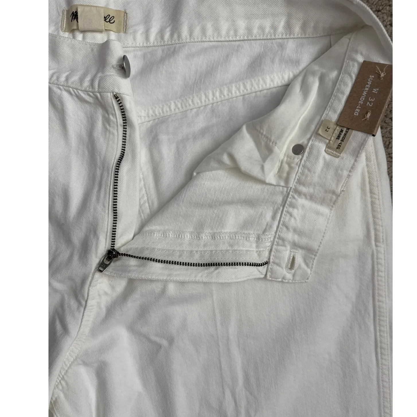Madewell Superwide-Leg Jeans: Airy Denim Edition‎ in Tile White Size 32 - Image 9