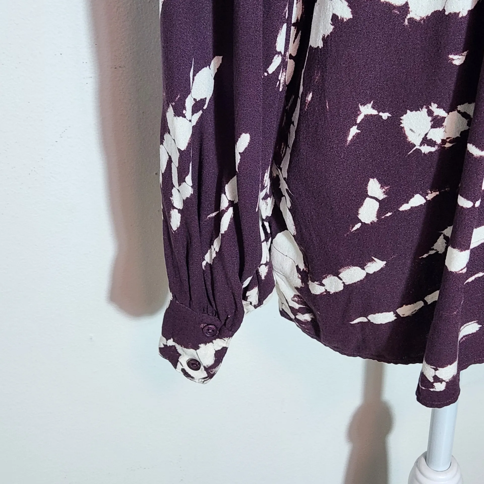 Young Fabulous & Broke Purple and White Tie-Dye Matching Set Size Medium - Image 8