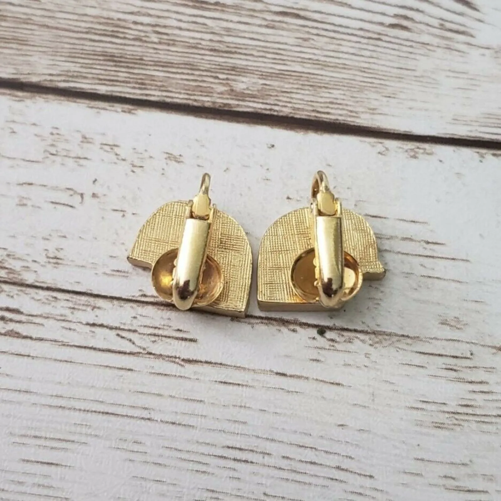 Vintage Clip On Earrings Gold Tone Unusual Stick Figure Design - Image 3