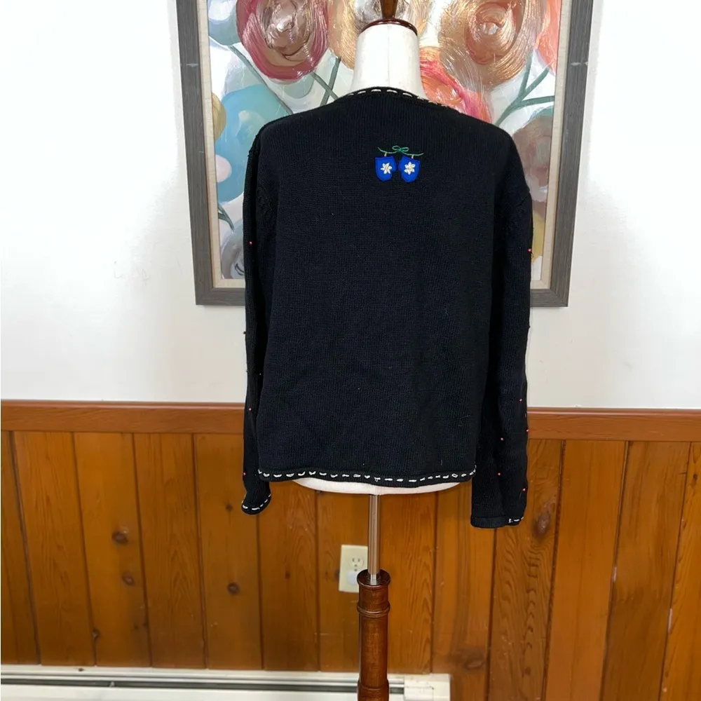 Darling Vintage 90s Erika Winter Theme Sweater! - Image 6
