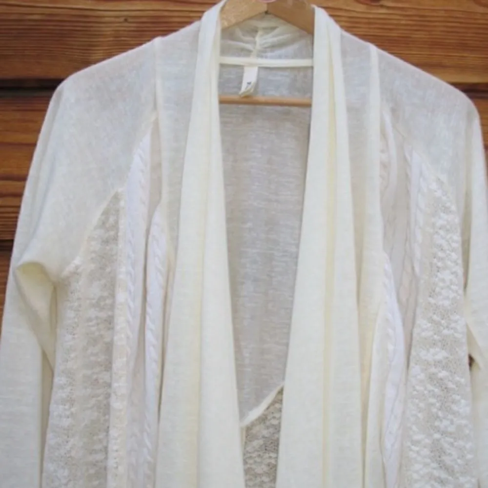 NWOT Anthropologie Tiny Cream Cardigan - Image 5