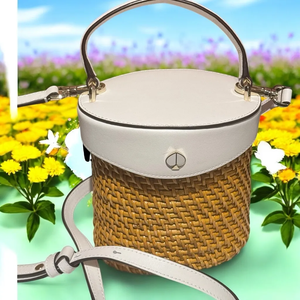 Kate♠️Spade White Mini Rose Rattan Bucket Bag - Image 2