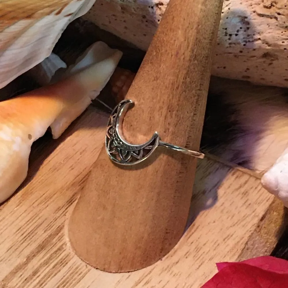 Boho Crescent Moon Filigree Sterling Silver Ring Silver - Image 4