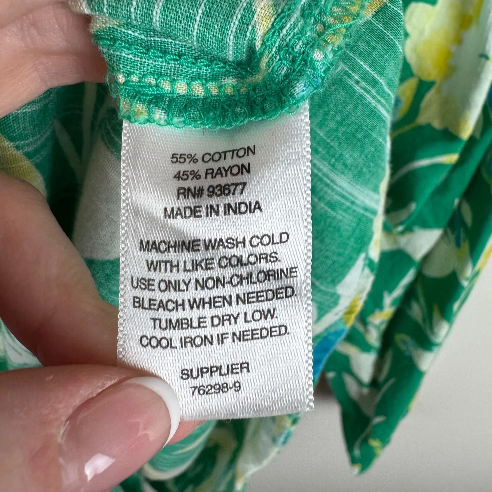 St John's Bay Floral Peasant Blouse Size 3X Green Lightweight Boho Office Casual - Image 5