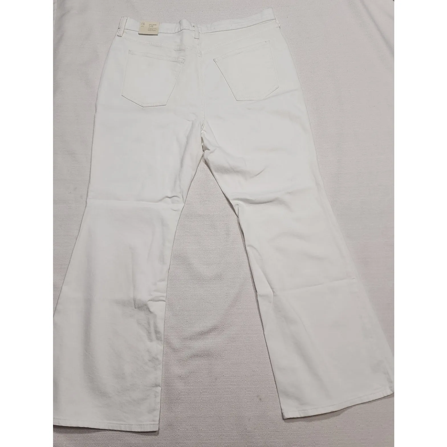 Universal thread high rise flair leg jeans W34''x  L42'' - Image 2