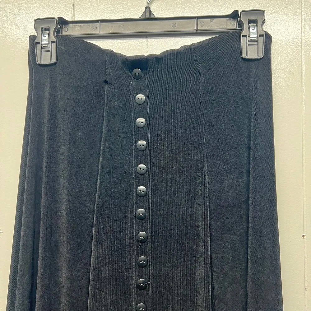 VIVYD Y2K 90s Black 3/4 Button Women's Black Skirt Size Small - Image 3