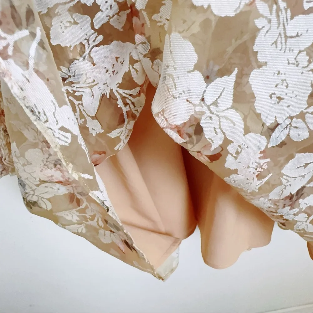 NWT En Saison Chaumont Floral Print Puff Sleeve Mini Dress in Orange Multi Small Tan - Image 6