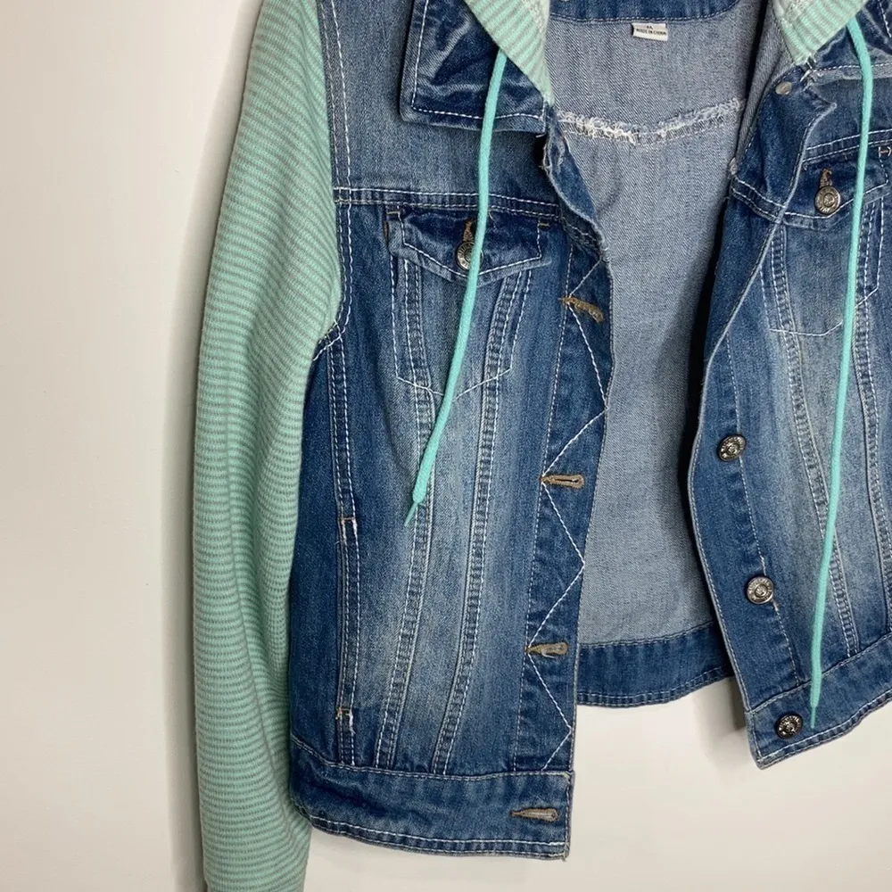 Wallflower jean‎ jacket size medium Blue - Image 3