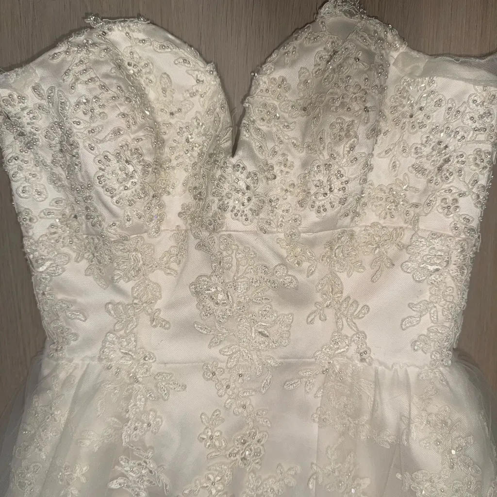 Maggie Sottero Off The Shoulder Beaded Wedding Gown with Lavender Train White Size XS - Image 6