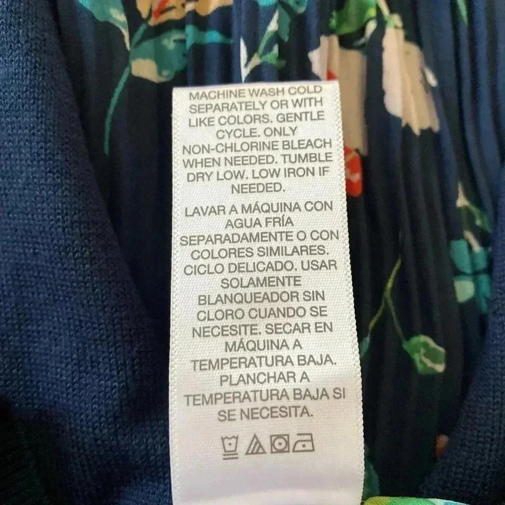 💥Time & Tru Sprint Print Sweater Top M - Image 8