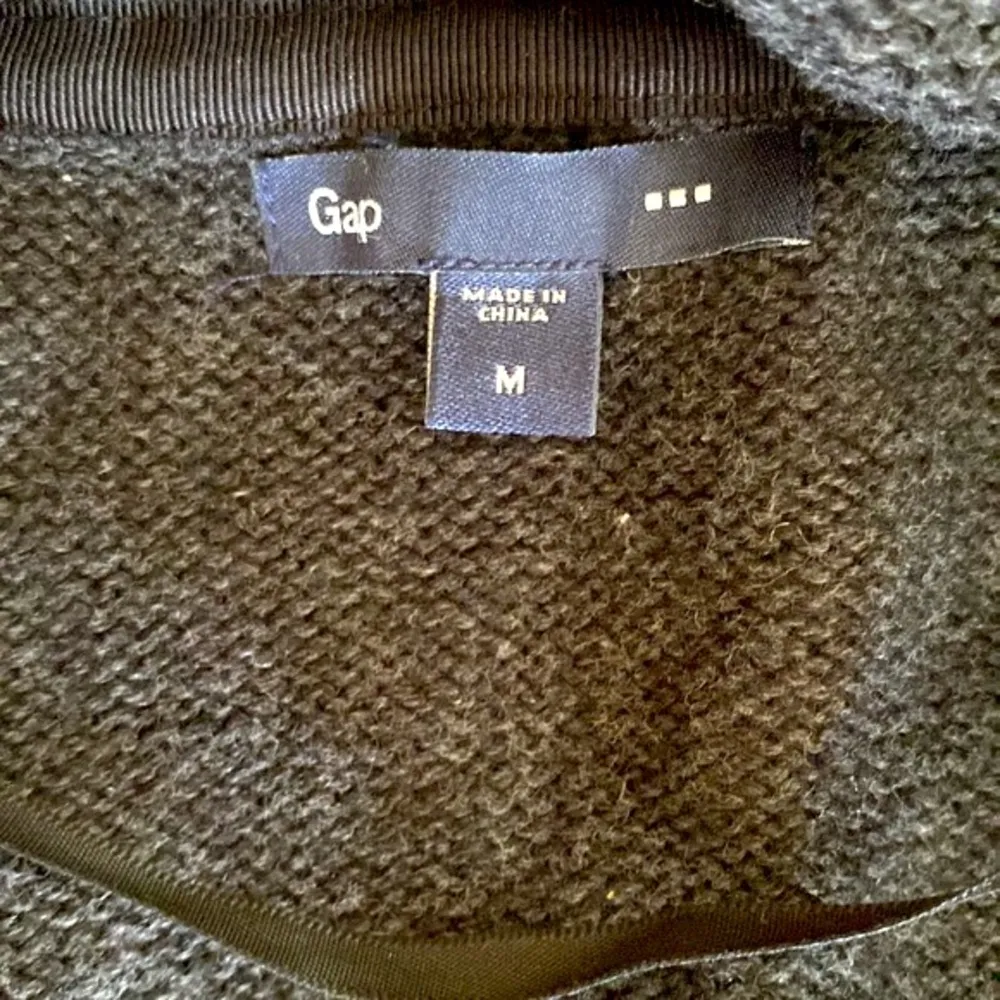 Gap| Dark grey over sized short sleeve cardigan sweater - Image 7