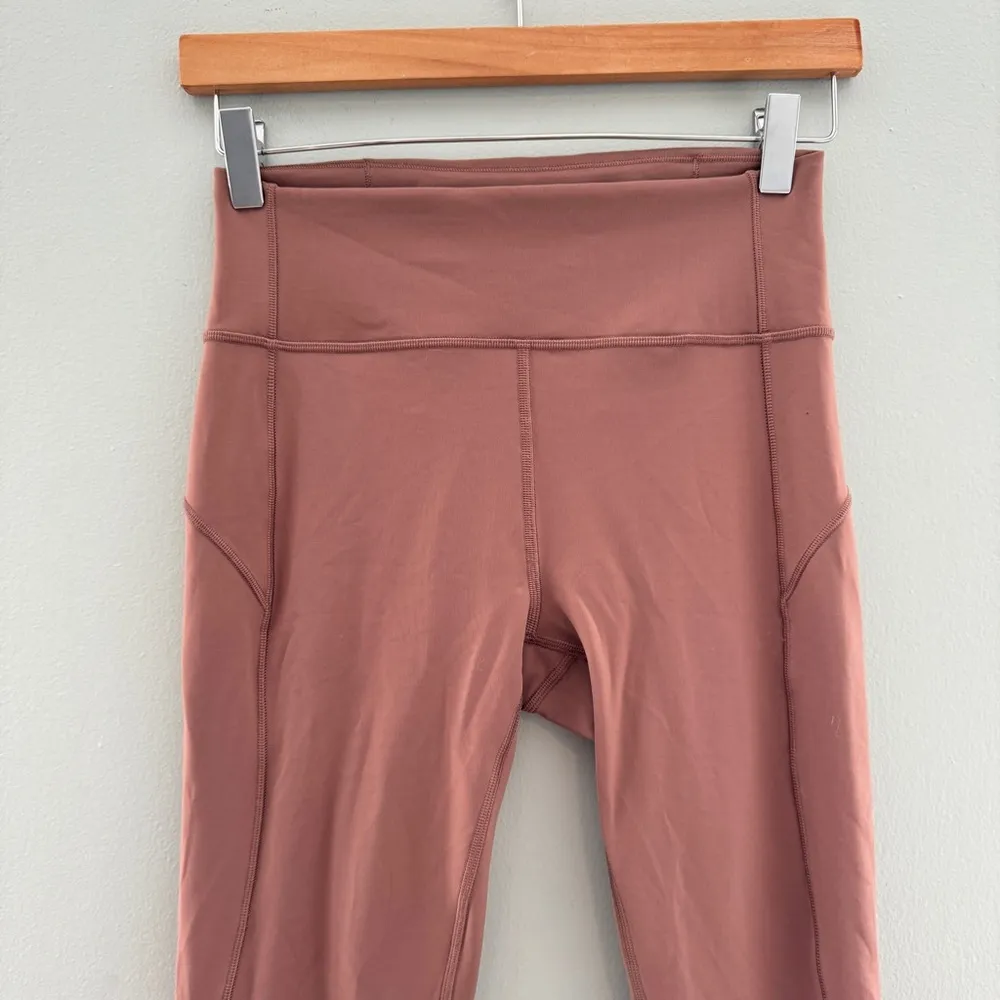 Lululemon In Movement Leggings 25" Everlux - Image 4