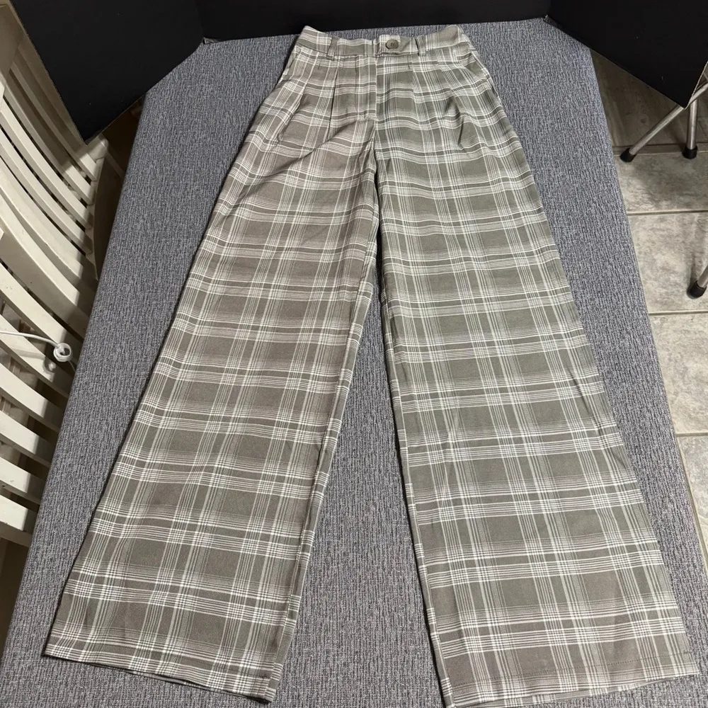 Princess Polly High Rise Wide Leg Pants - Image 4