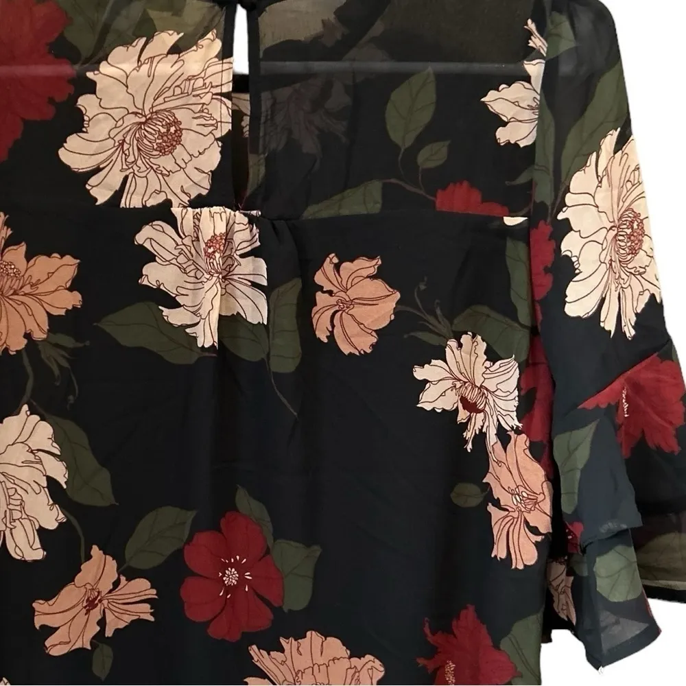 Monteau Anthropologie‎ flowered blouse size M - Image 5