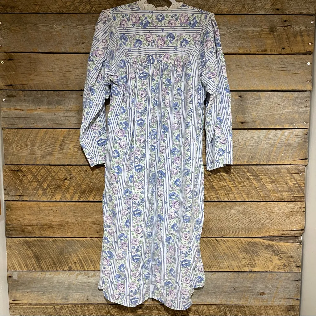 VTG Honors Intimates Womens Medium Flannel Pajamas Sleepshirt Nightgown Prairie Purple - Image 2