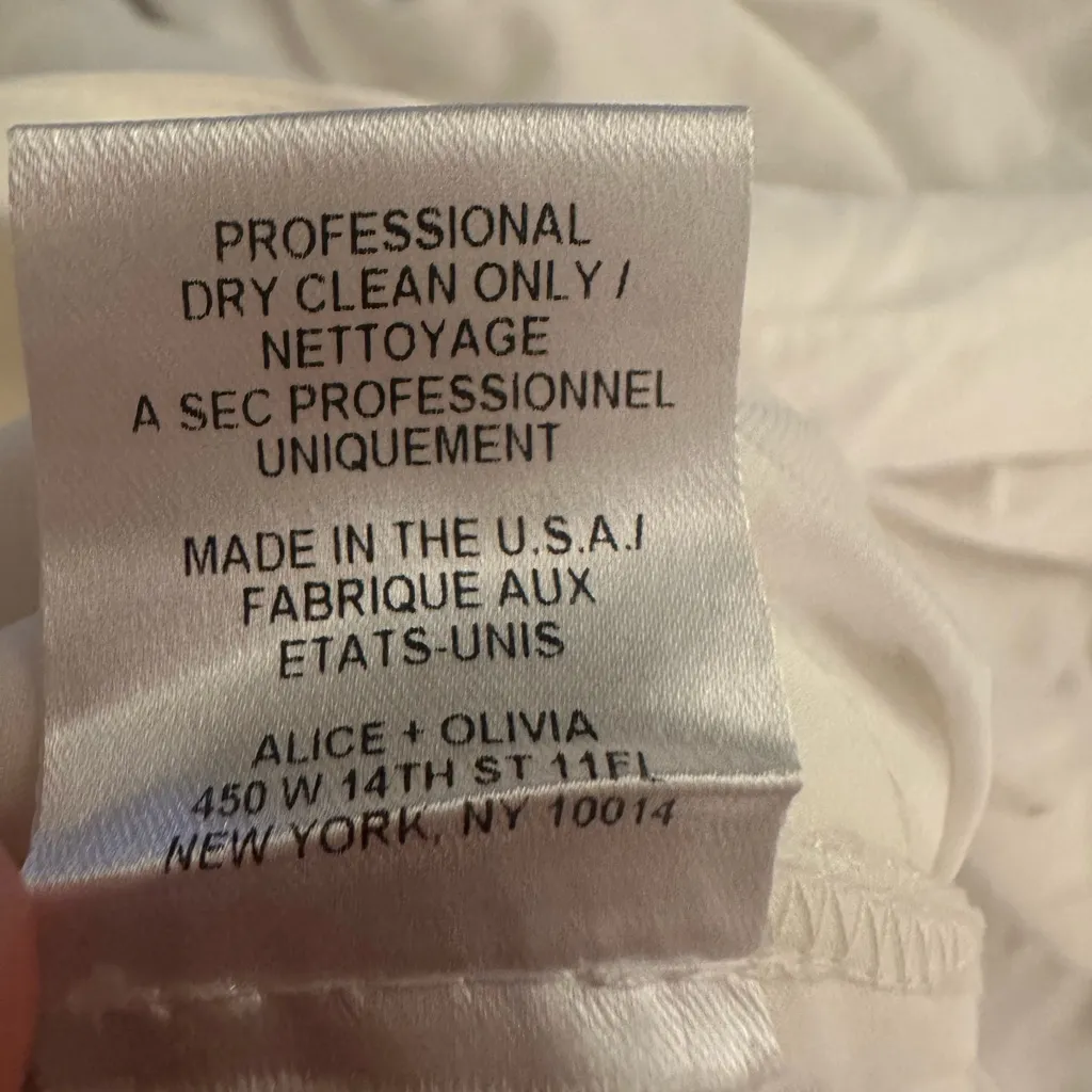 ALICE + OLIVIA Women's White Cotton Stretch Cuffed Capri Pant Size 2 Made In USA - Image 6