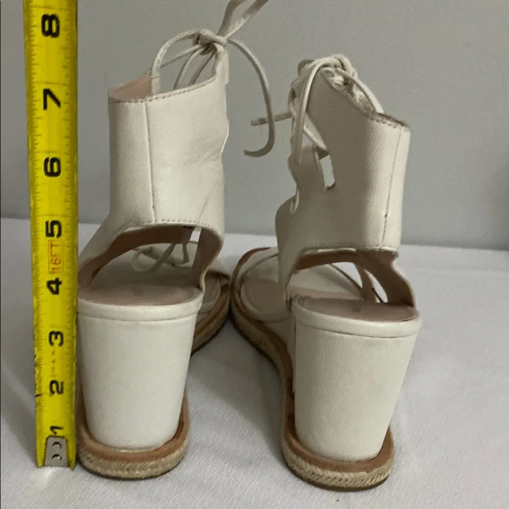 Pelle Moda Women's Cream Wedge gladiator Sandals size 10 - Image 5