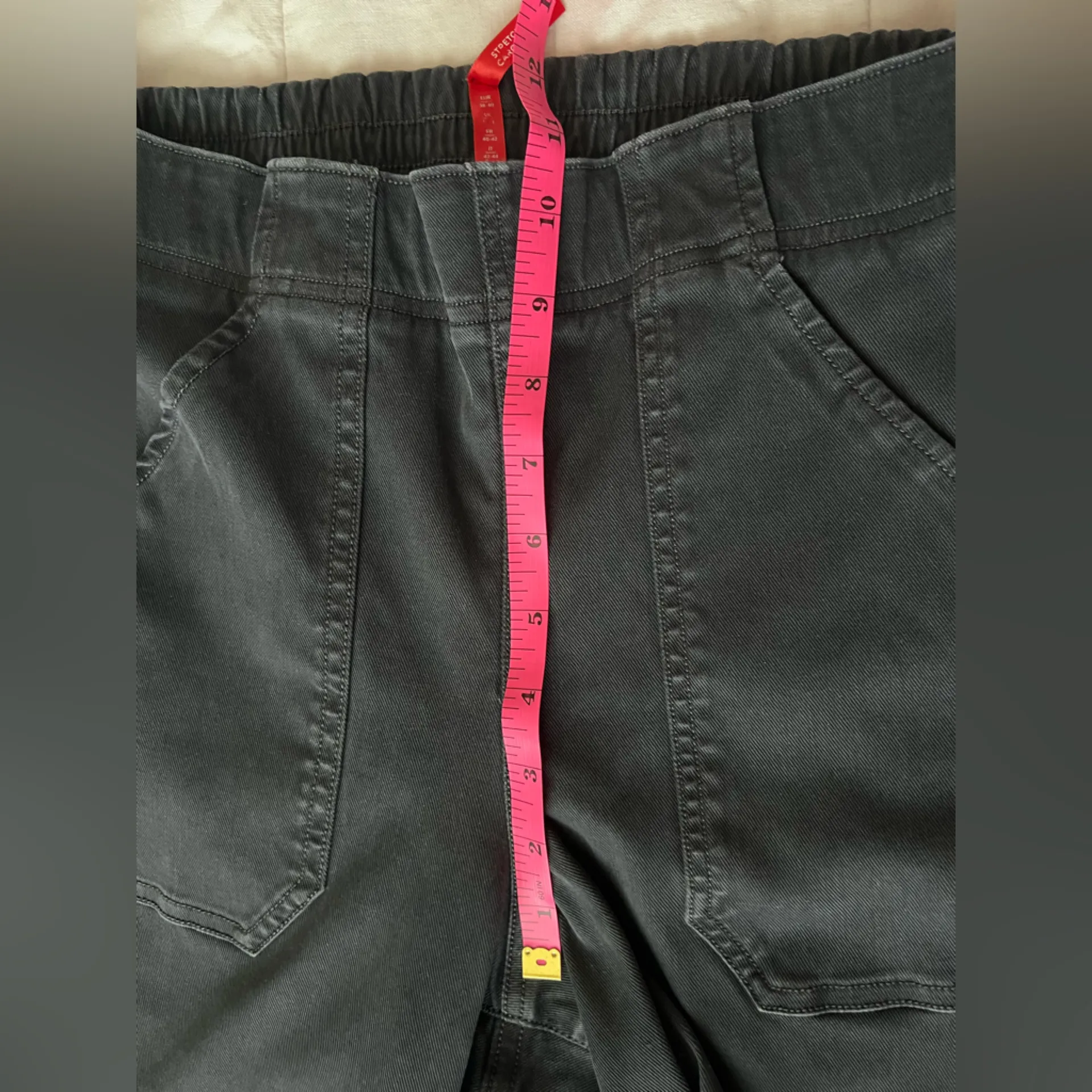 Spanx  Women’s Medium Dark Gray Stretch Twill Cargo Jogger Pants Ankle Zip - Image 4