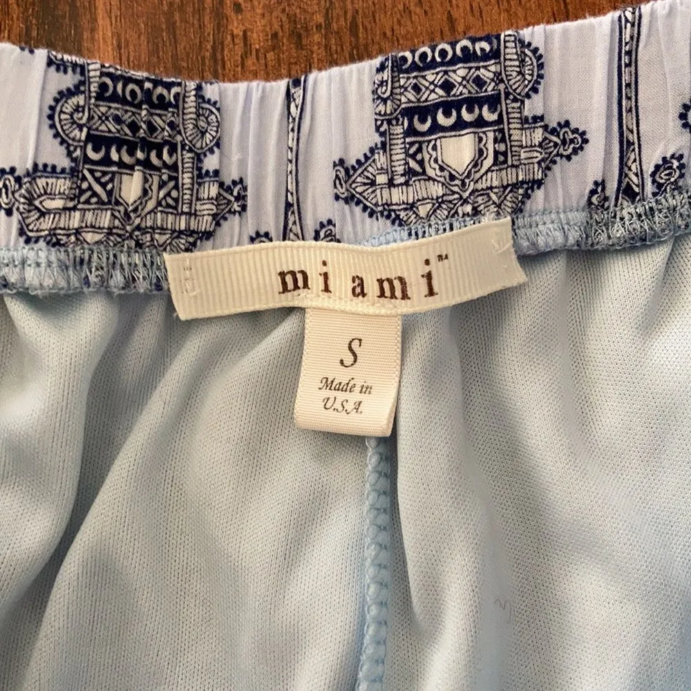Miami Francesca’s  Belted Printed Blue Shorts with Pockets EUC - Image 2