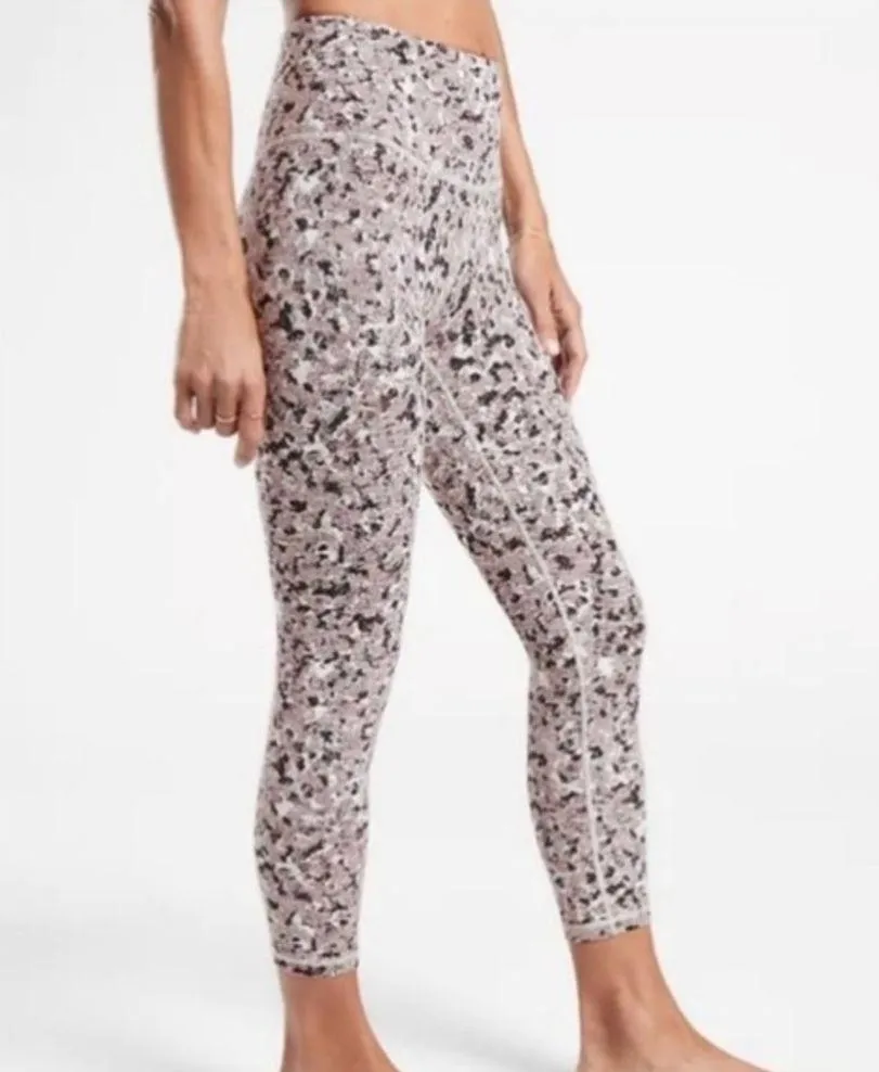 Athleta elation textured 7/8 legging - pixel animal print leopard mini cheetah - Image 13