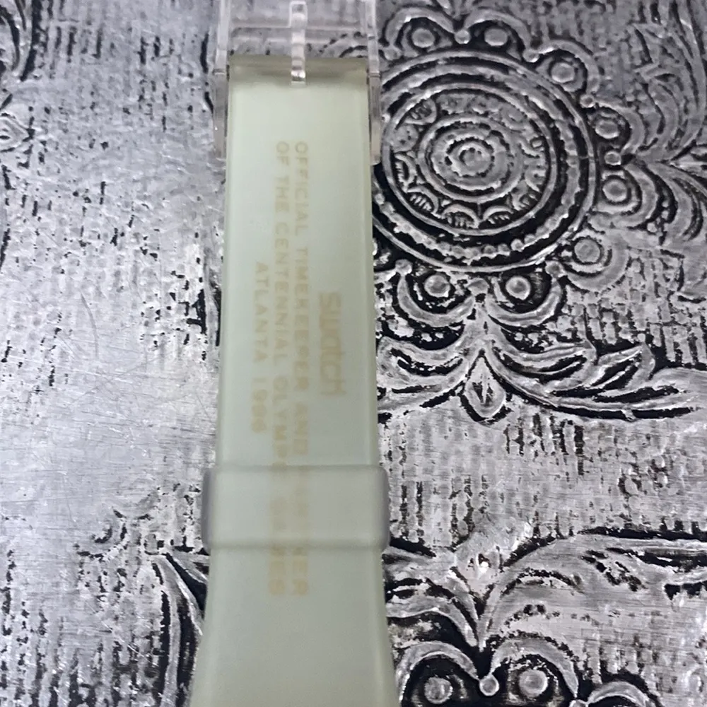 Swatch Watch 1996 Atlanta Olympics Green & Gold Watch in Case with Paperwork - Image 7