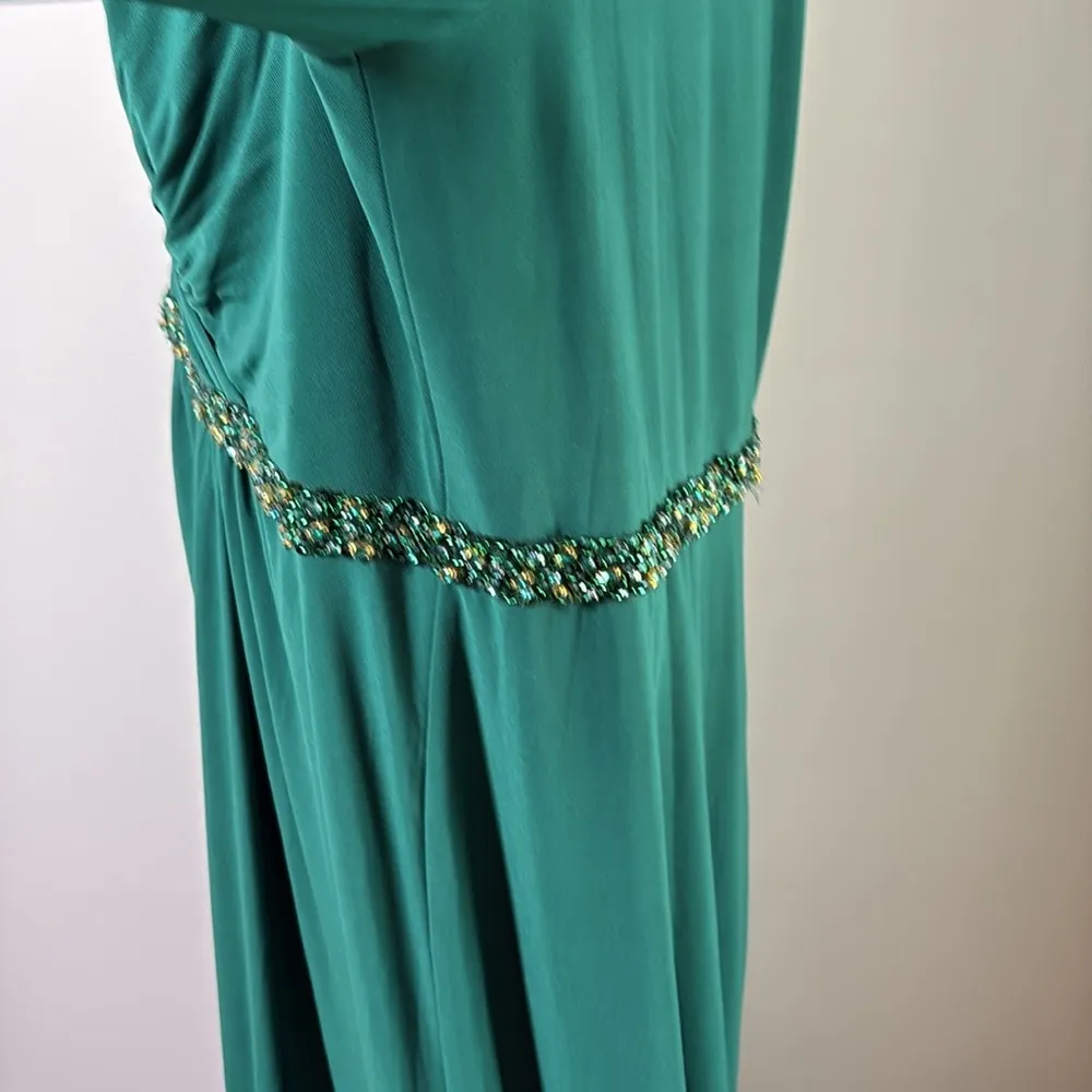 Mac Duggal Plus Size Beaded Belt Jersey Faux Wrap Long Sleeve Gown Green Size 24 - Image 8