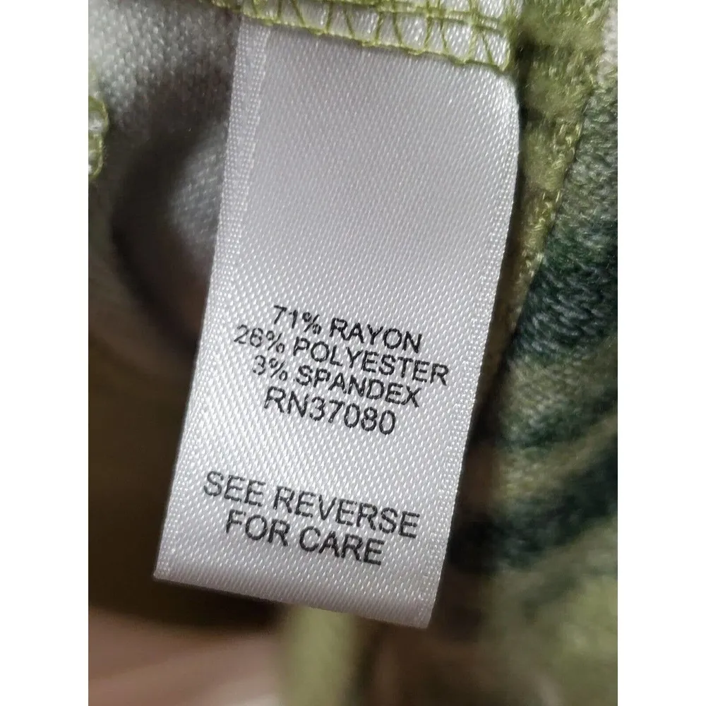 Cato Women's Green Rayon Round Neck Long Sleeve Pullover Casual Sweater 18/20W - Image 9