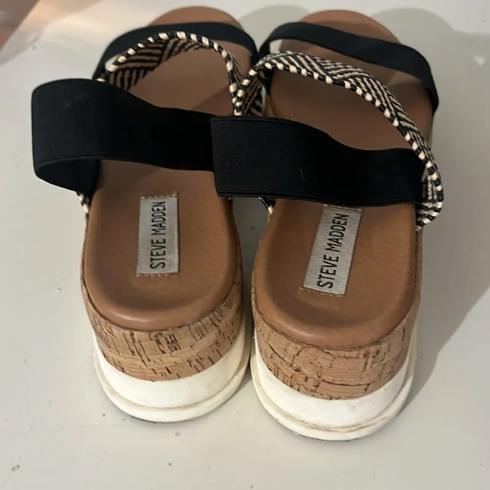 Steve Madden Women’s Elmira Wedge Sandals Black Tan Neutral Size 10 - Image 5