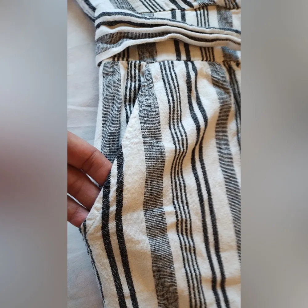 American Eagle Jumpsuit Women’s Size L Striped Pants Romper Short Sleeves V Neck - Image 11