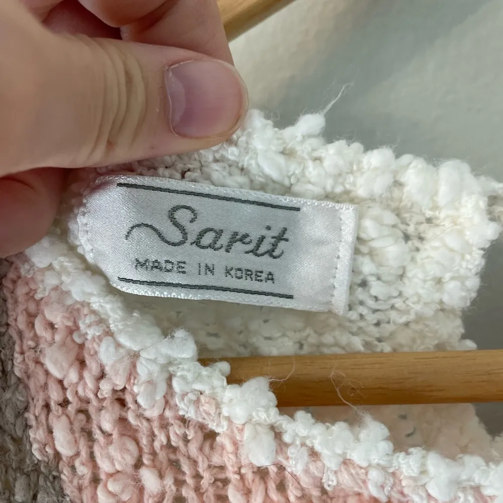 Vintage Sarit Cream Sweater Vest Size Medium Pink - Image 5